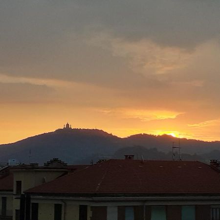 Apartamento La Finestra Sulla Mole Turín Exterior foto